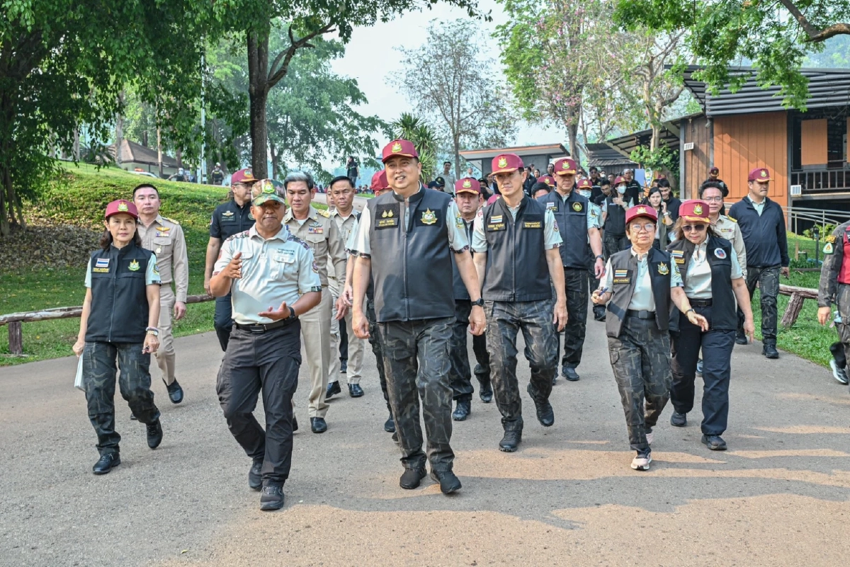 "สุชาติ" บุกเชียงใหม่สู้ไฟป่า ยกระดับ ฮ. ทิ้งน้ำบนเขา สกัดลามภาคพื้นดิน
