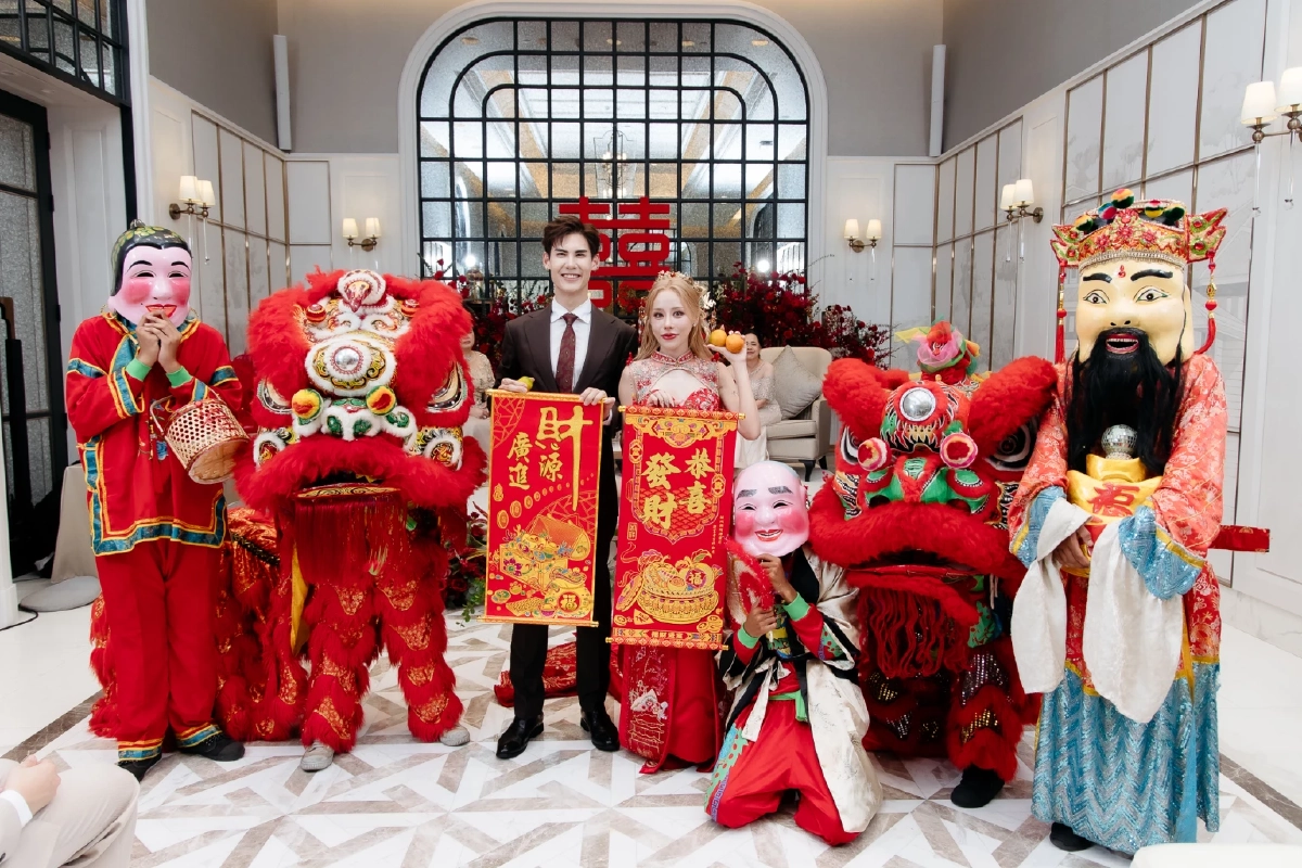 หวานชื่น "บอส ชนกันต์" เข้าพิธีแต่งงานแบบไทย-จีน กับแฟนสาวนอกวงการ