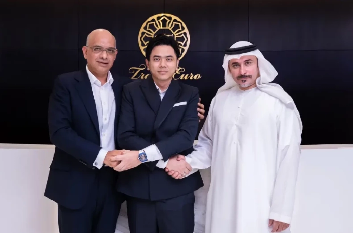 ประวัติ 'แอ็คมี่ วรวัฒน์' นักธุรกิจหมื่นล้าน ดีกรีนักร้อง สามีนางเอกดัง