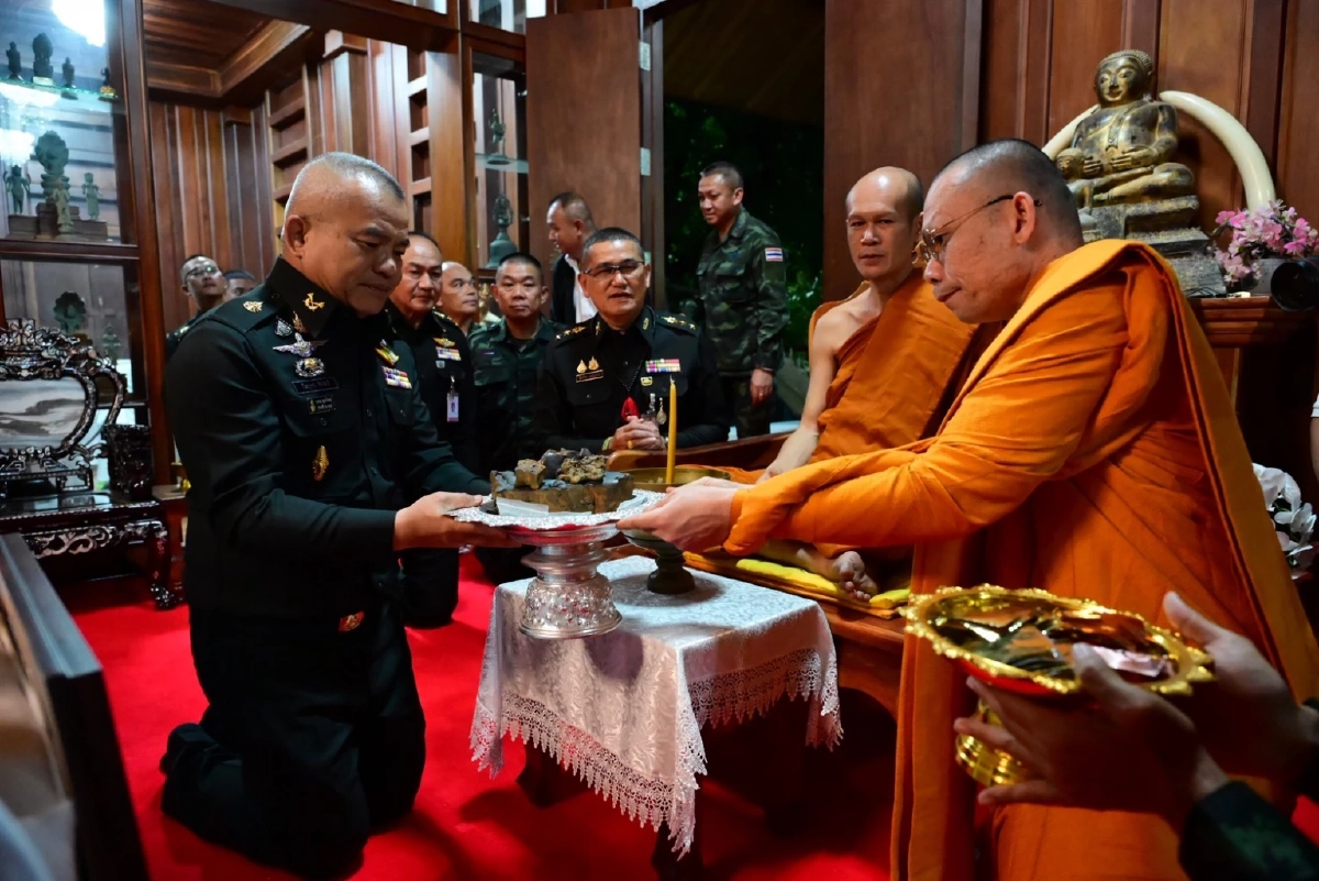 ทภ.2 จัดพิธีพลีมวลสาร จัดสร้างวัตถุมงคล รุ่น "ยุทธบดินทร์ - ศตวรรษ"