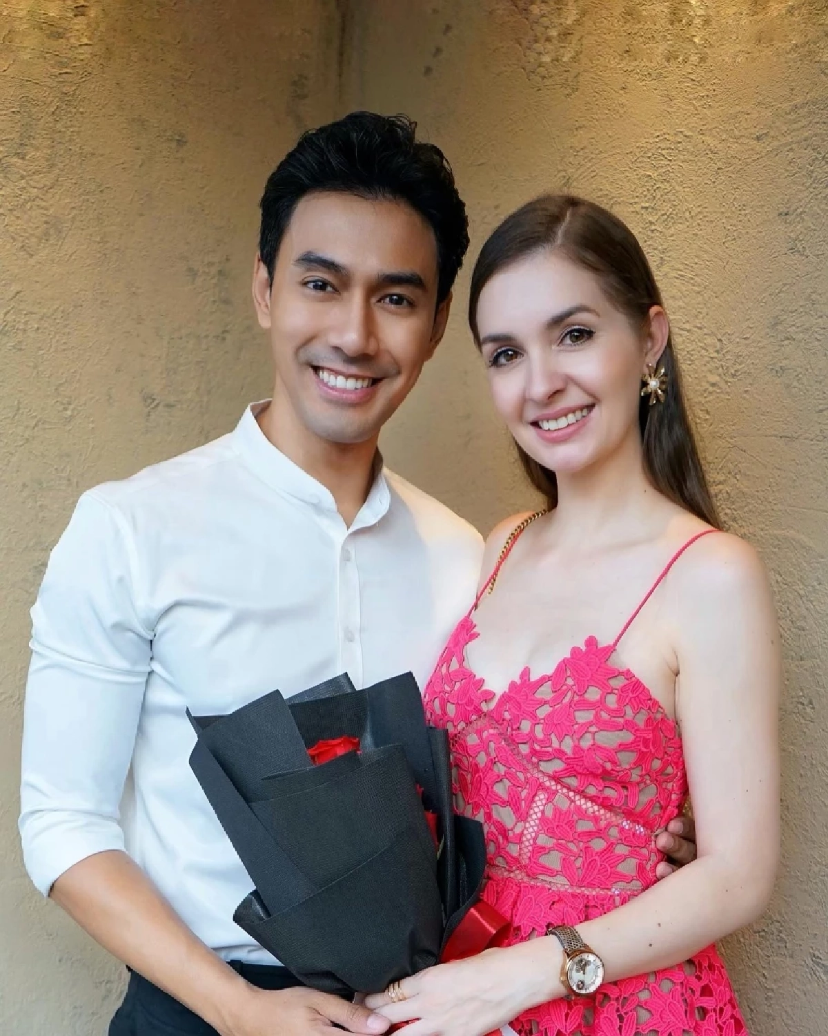 “เอส กันตพงศ์” ทิ้งปมปริศนา บุคคลที่สามอยู่ฝั่งไหน? หลัง “คิตตี้” เคลียร์ดราม่าหย่า