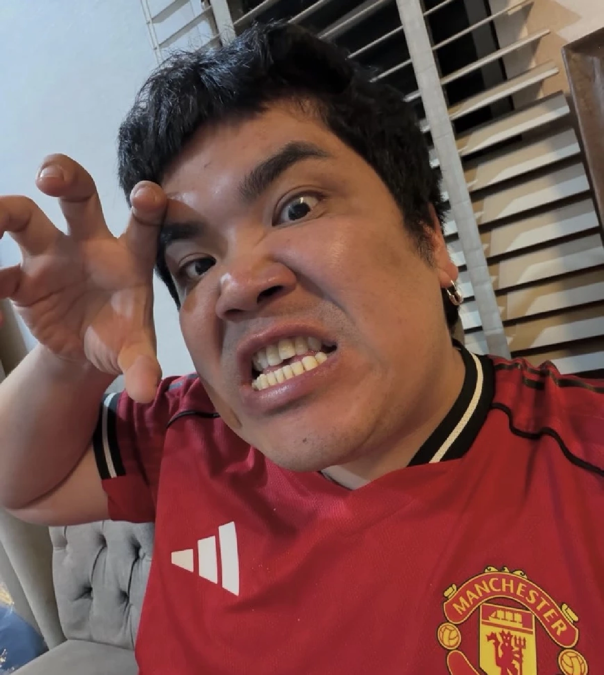 ‘แจ็ค แฟนฉัน’ พักหน้าจอ ขอลาไปปฏิบัติธรรม นุ่งขาวห่มขาวถือศีล 8