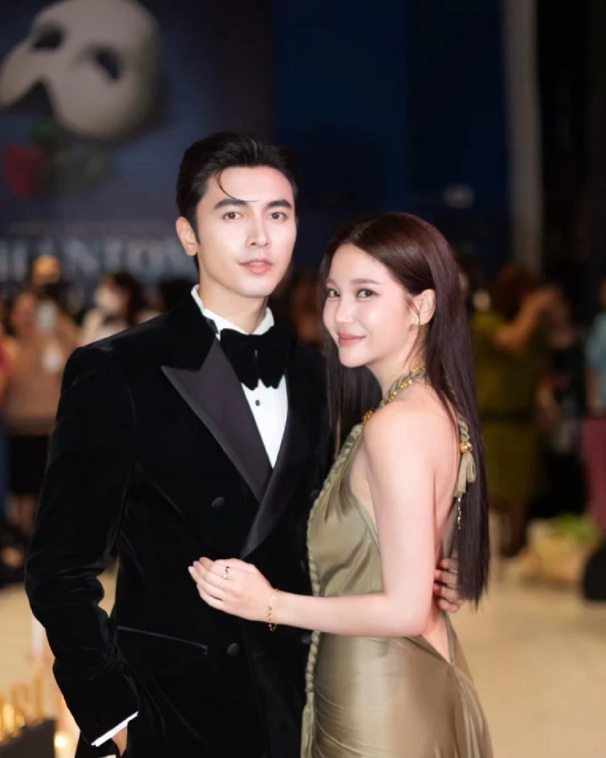 หลุดปาก! พระเอกตัวท็อปสารภาพมี "แอคหลุม" ซุกรูปแฟนสาว