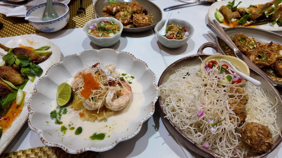 "เถียงนาปารีเซียง" รสมือแม่ตำรับโคราช ปะทะ ความหรูหราแบบฝรั่งเศส