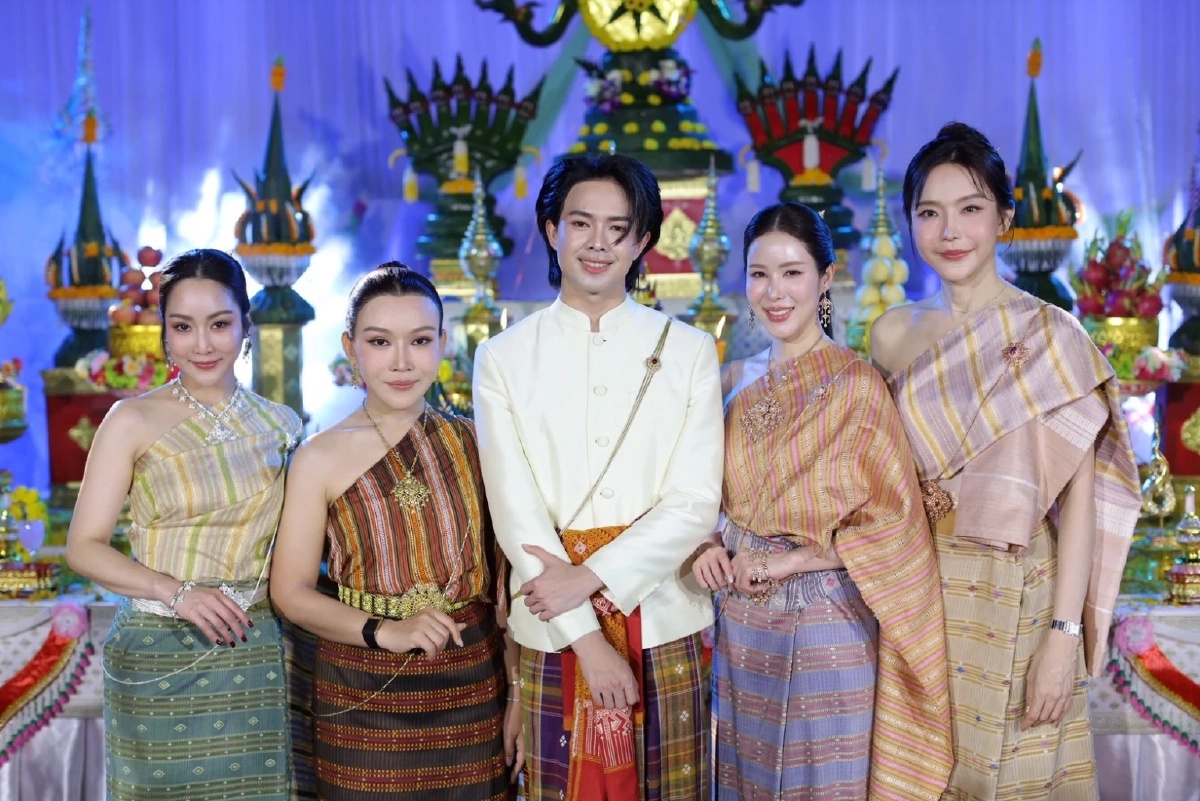 เปิดเลขธูป! บวงสรวงใหญ่ “หมอดูต๊อกแต๊ก A4” นำทัพดารา-นางรำ 500 ชีวิต