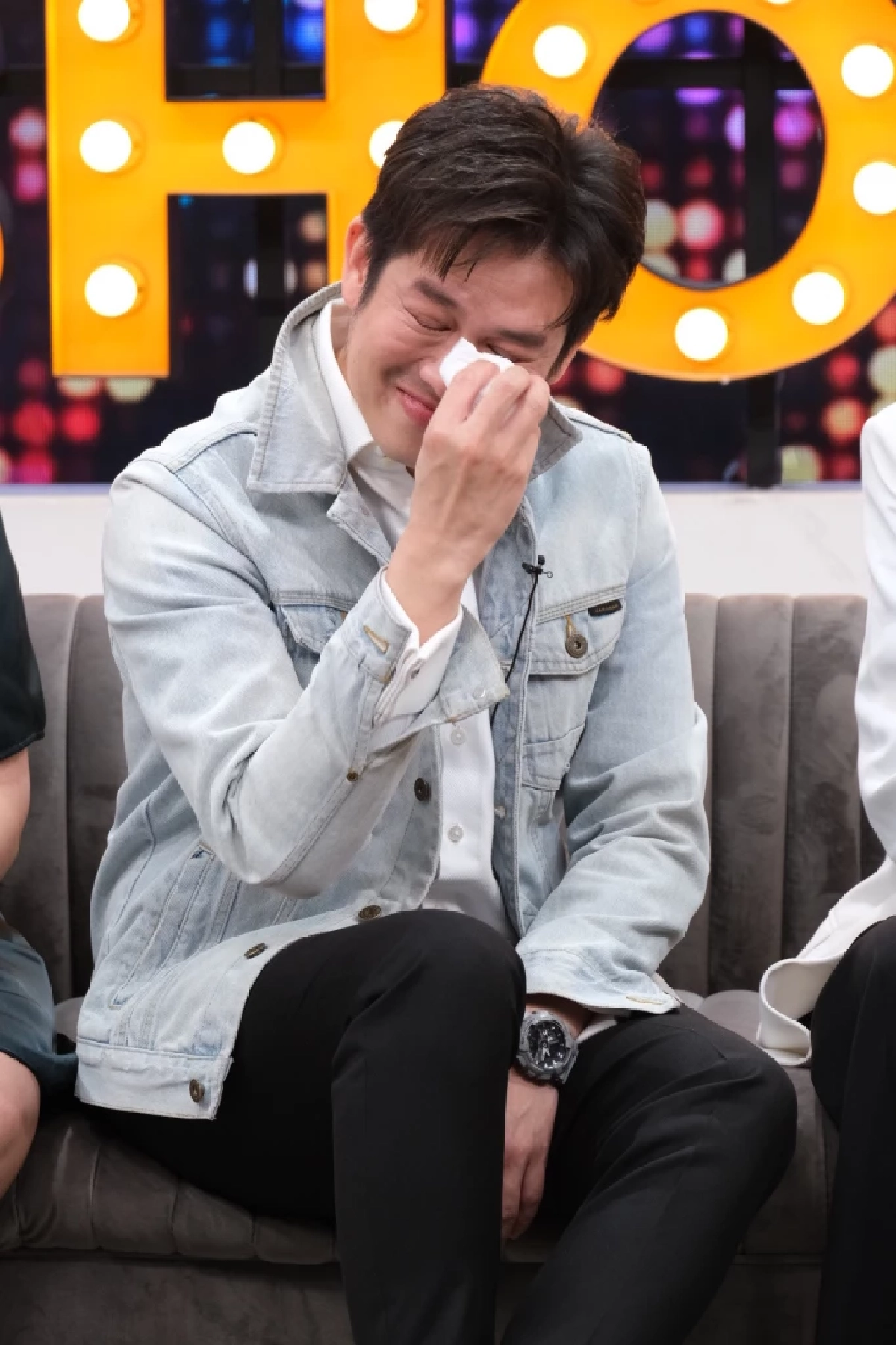 ลูกๆร้องไห้ "เจี๊ยบ" แอบคลอด "ร็อคกี้" เล่าปมชู้ - หย่า "สุรชัย สมบัติเจริญ"