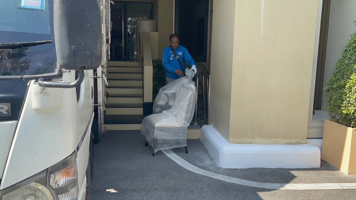 ปิดฉากรองนายกฯ "ธรรมนัส" ขนของเกลี้ยงทำเนียบ ชัดเจนไม่ร่วมรัฐบาล