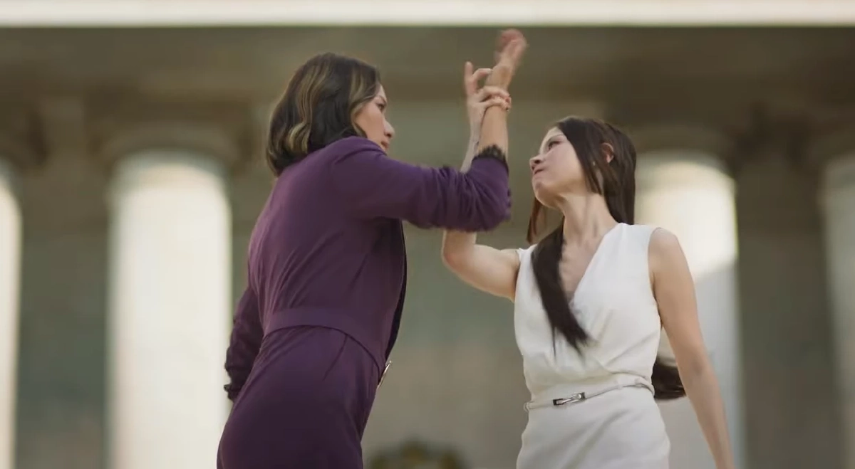 “แรงเงา” ฟีเวอร์! มหิดลวอน นศ. งดสวมรอย “มุนินทร์-นพนภา” ตบกันบริเวณบันไดหอสมุด