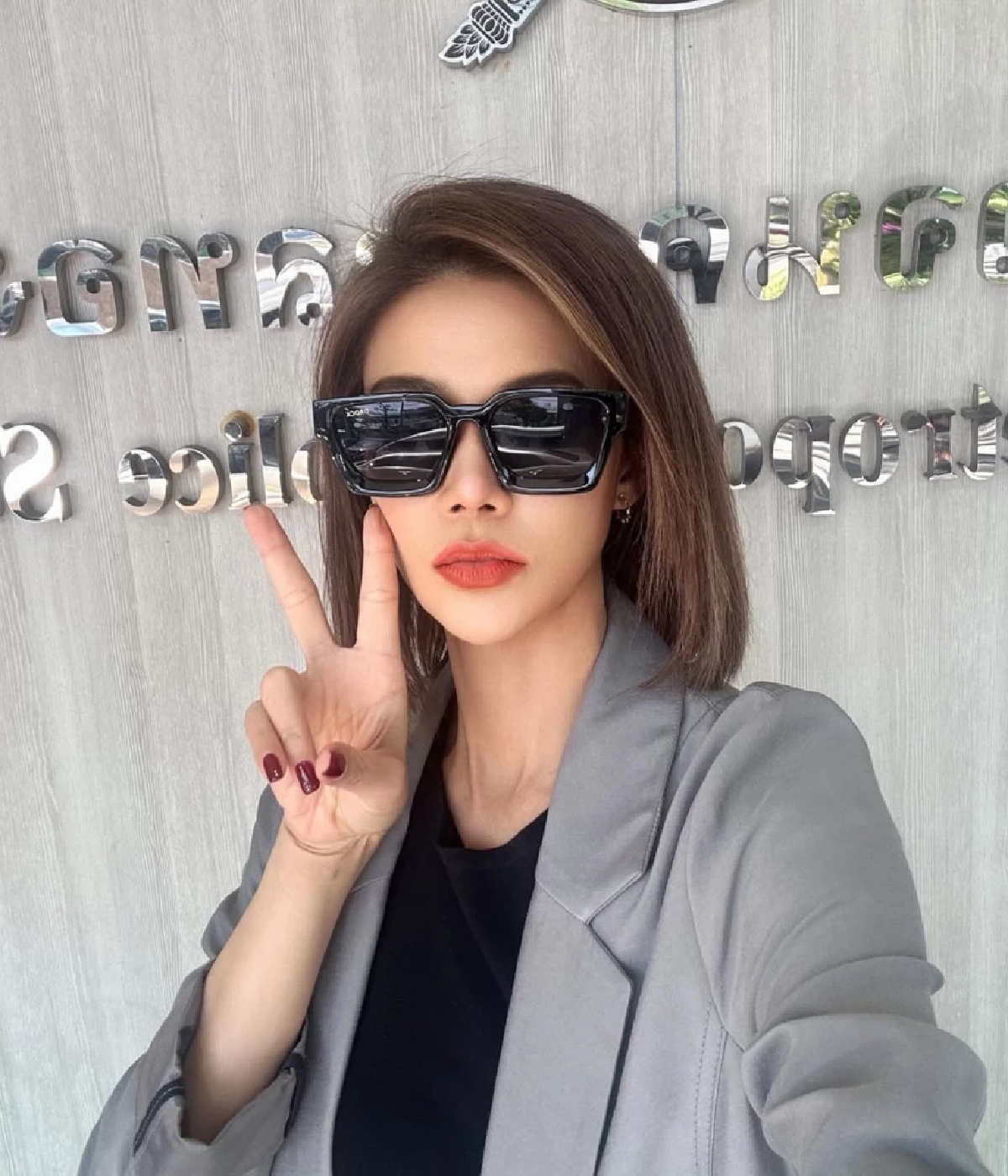 สวนกลับ? 'ปู มัณฑนา'ขึ้นโรงพัก เปิดโพสต์สะดุ้ง ลั่น 'เกมนี้…คนละหมัด'