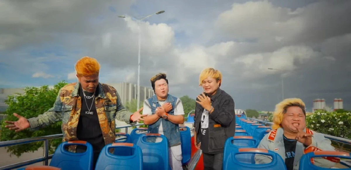 นักร้องหนุ่มเขมร "เอริญ" ประกาศก้องให้โอกาส "ลิซ่า" จีบได้คนเดียว