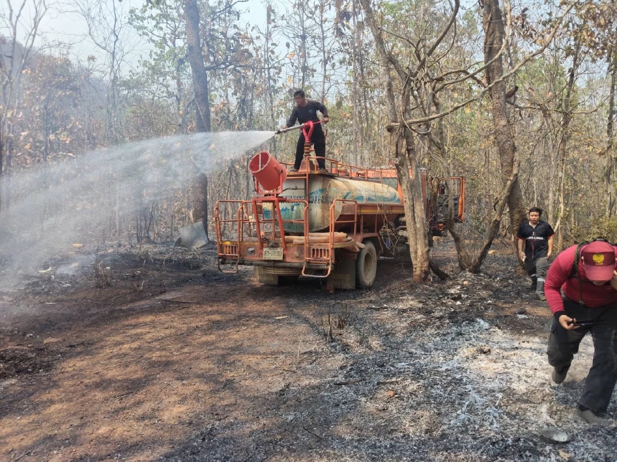 "ห้วยกุ๊บกั๊บ"  สถานที่ชมทะเลหมอกในเชียงใหม่ กลายเป็นทะเลเพลิง