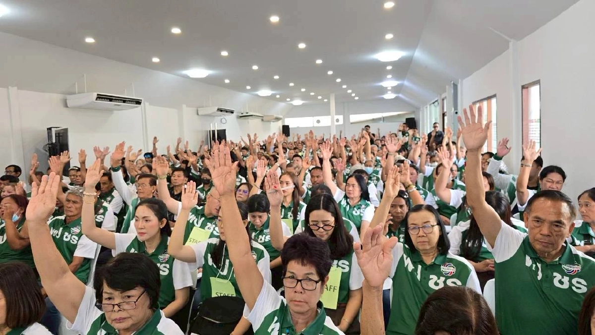 พปชร. มติเอกฉันท์ "ตรีนุช เทียนทอง" ผงาดหัวหน้าพรรคคนใหม่ สานต่องาน "บิ๊กป้อม'"