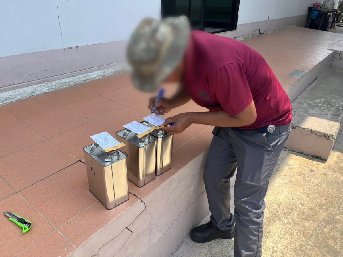 งามไส้! บ.น้ำมันในอ่างทอง ซุกน้ำมัน 3.3 แสนลิตร มีทั้งดีเซล-แก๊สโซฮอล์