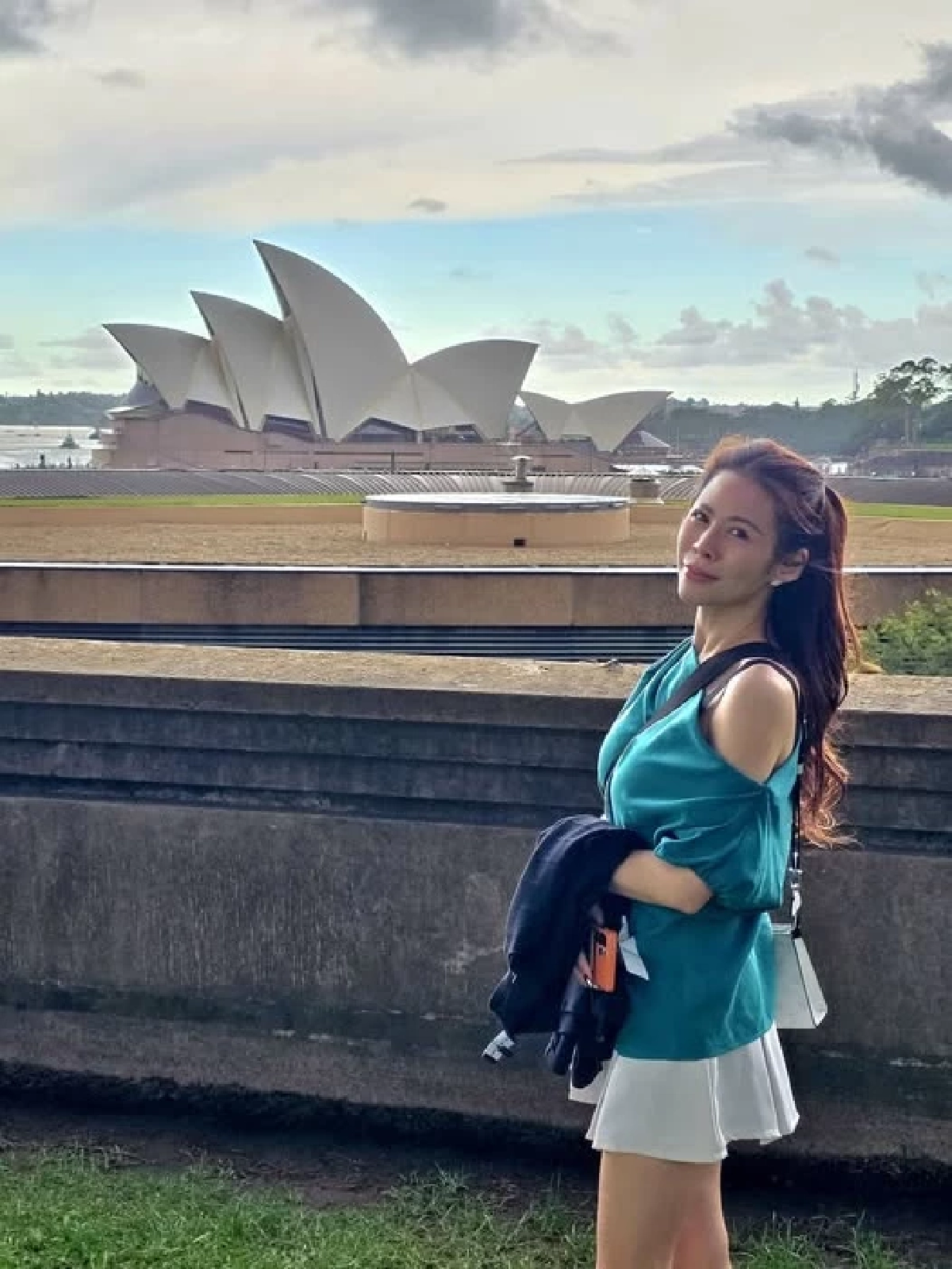 ด่ามาด่ากลับ “หมอของขวัญ” ซัดเดือด "อาจารย์หมอ" ปมดราม่าย้ายประเทศ