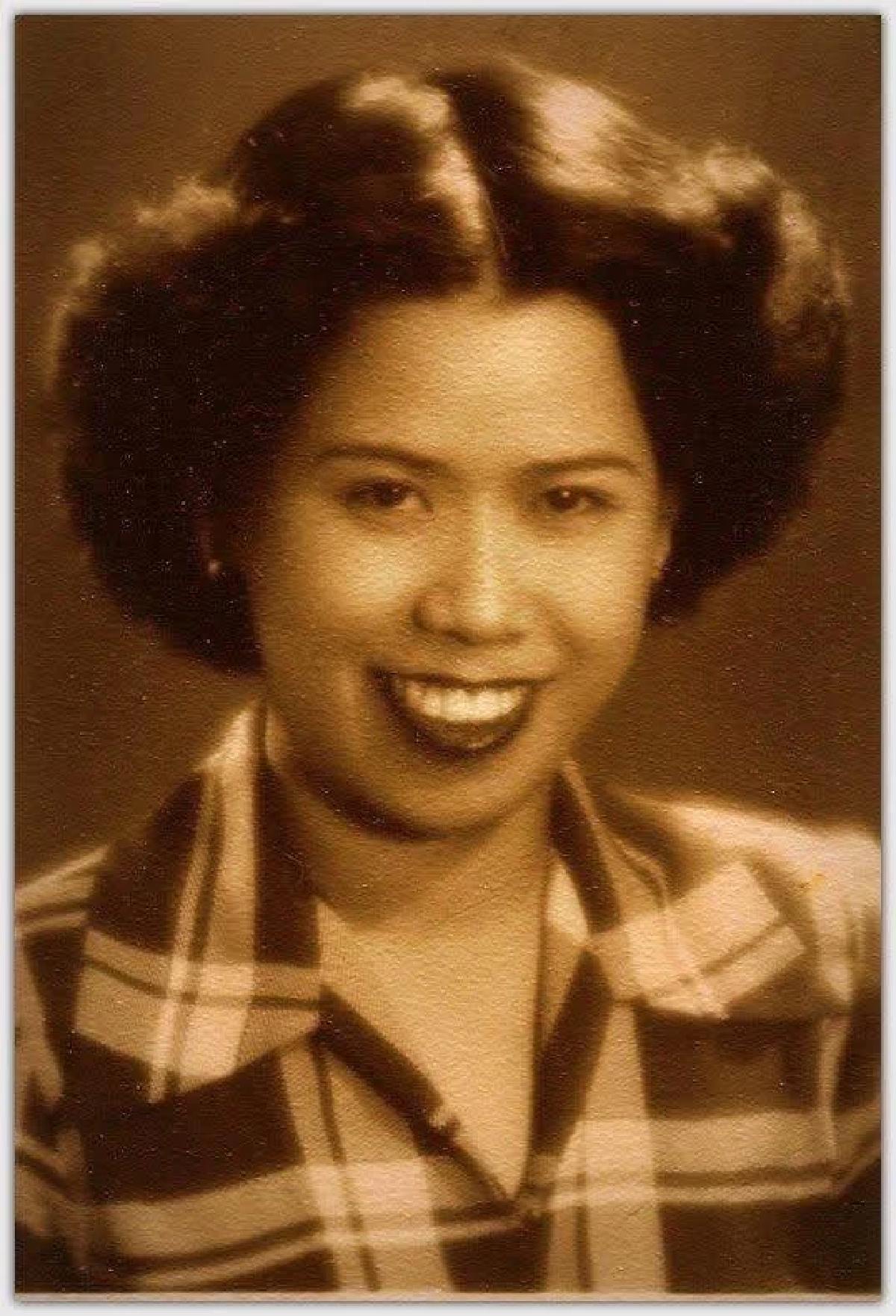 สิ้น! ศิลปินแห่งชาติ "มัณฑนา โมรากุล" นักร้องรุ่นแรกสุนทราภรณ์