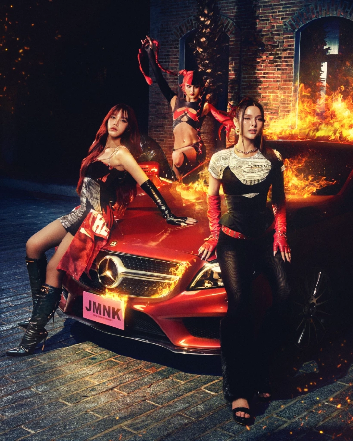 JMNK  ดูโอ้เสียงทรงพลังส่งซิงเกิล 'แม่บอก'  ตอกย้ำ! ดีว่าตัวแม่ของวงการ T- POP