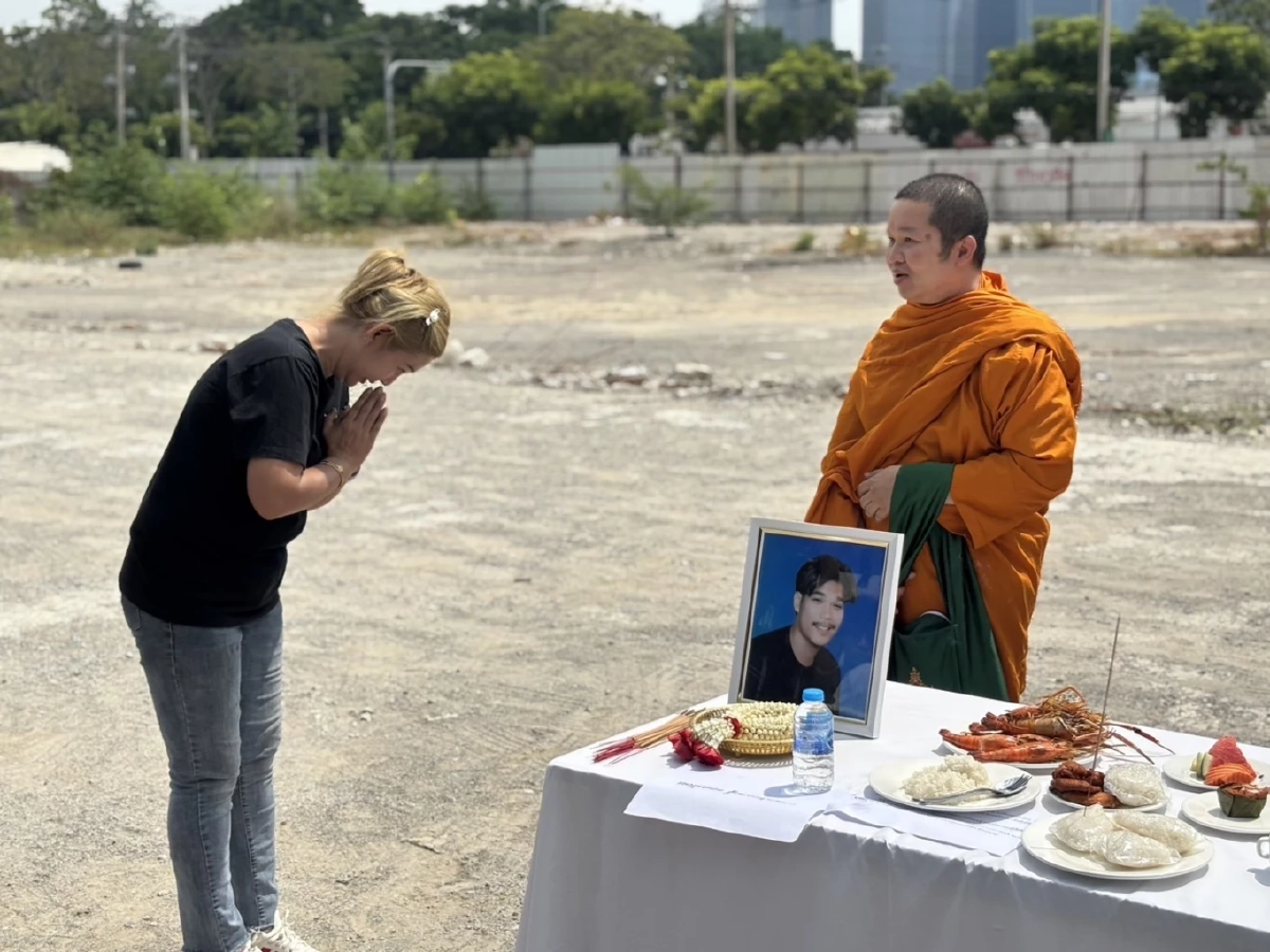 1 ปี ตึก สตง. ถล่ม แม่ส่งข้อความหาลูกชายตลอด แต่กลับเป็นแชทที่ไม่เคยถูกเปิดอ่าน