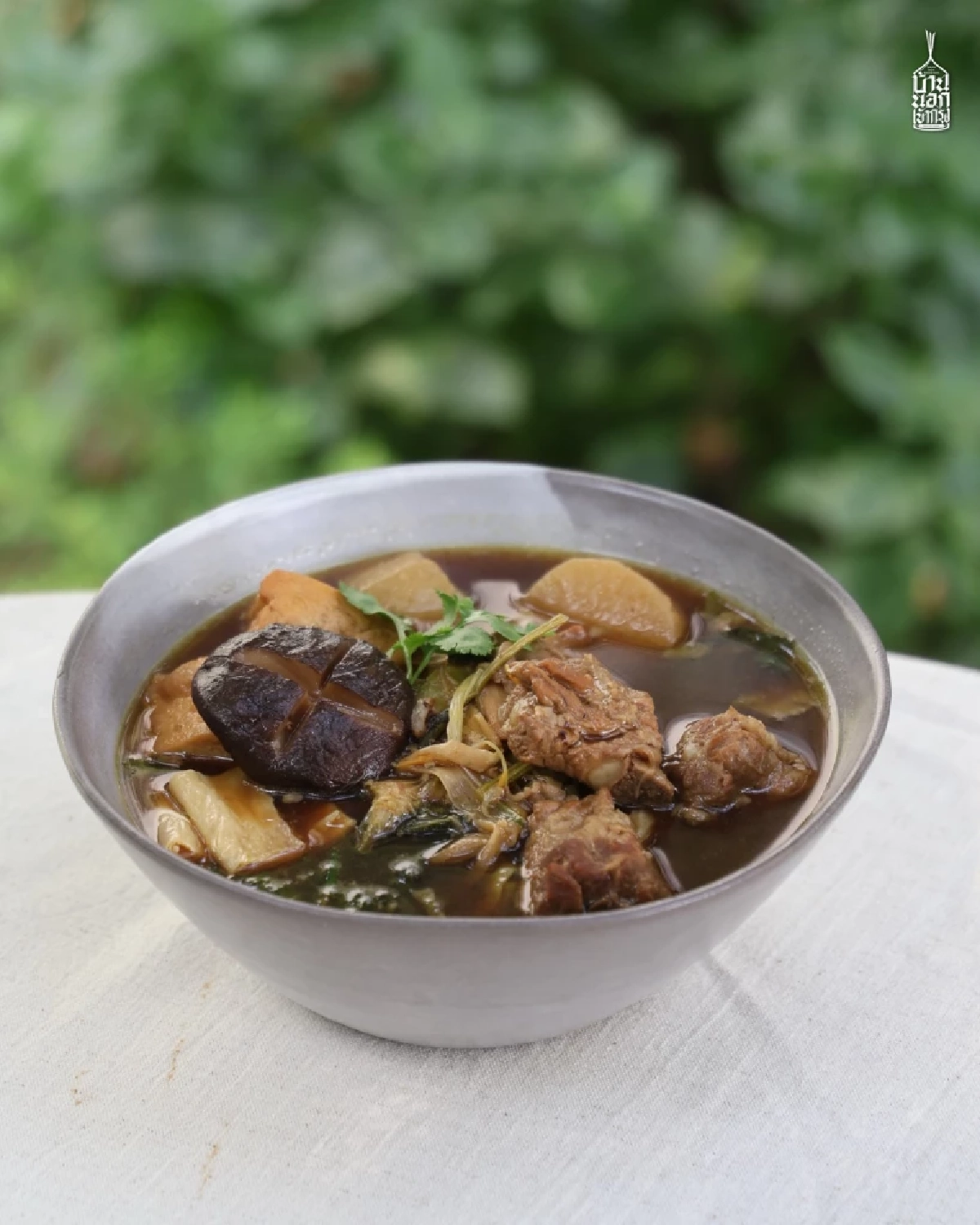 "เถียงนาปารีเซียง" รสมือแม่ตำรับโคราช ปะทะ ความหรูหราแบบฝรั่งเศส