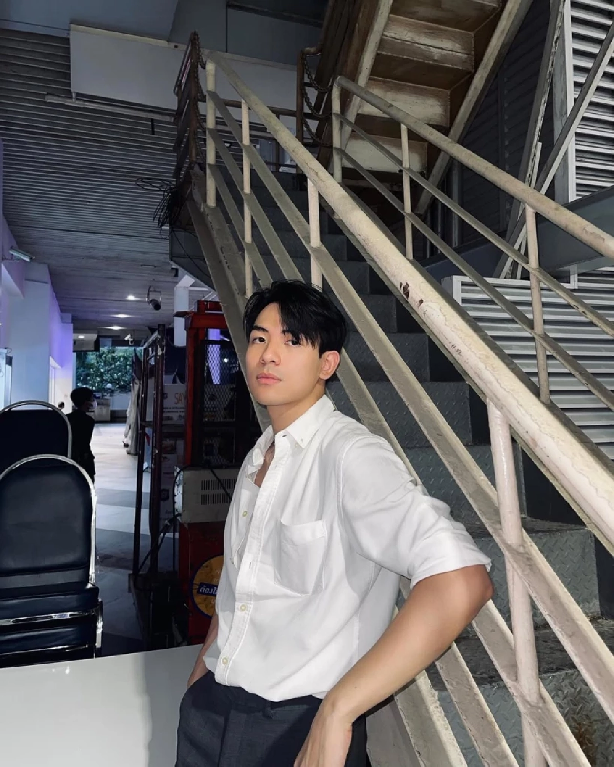 เปิดวาร์ป "ต้นข้าว ชยุตม์" ช่วยงานประชาสัมพันธ์กองทัพ จนเป็นไวรัล