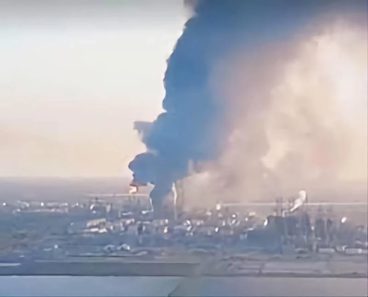 ระเบิดสนั่น! โรงกลั่นน้ำมัน Valero ในเท็กซัส ใหญ่ที่สุดในสหรัฐฯ