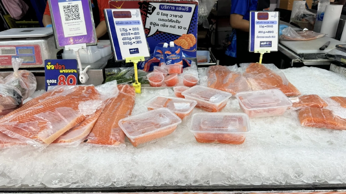 เเม่ค้าปากน้ำ ร้องรัฐบาลแก้วิกฤตน้ำมันหลังอาหารทะเลปรับราคา