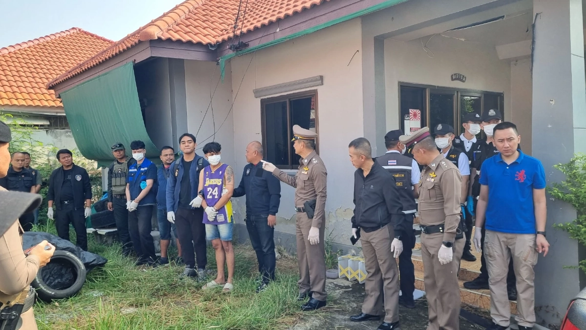 เจอแล้วตู้เซฟ “มดออย” พร้อมรวบช่างคอนโด อ้างรู้มีทรัพย์สินมาก