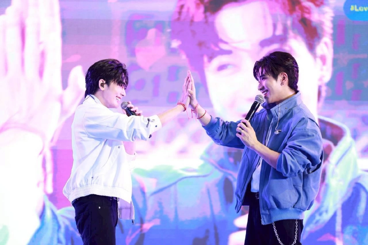 "เพิร์ธ" จัดวันเกิดปีแรกยิ่งใหญ่ "แซนต้า" ใส่ใจแอบไปสั่งเค้กเซอร์ไพรส์