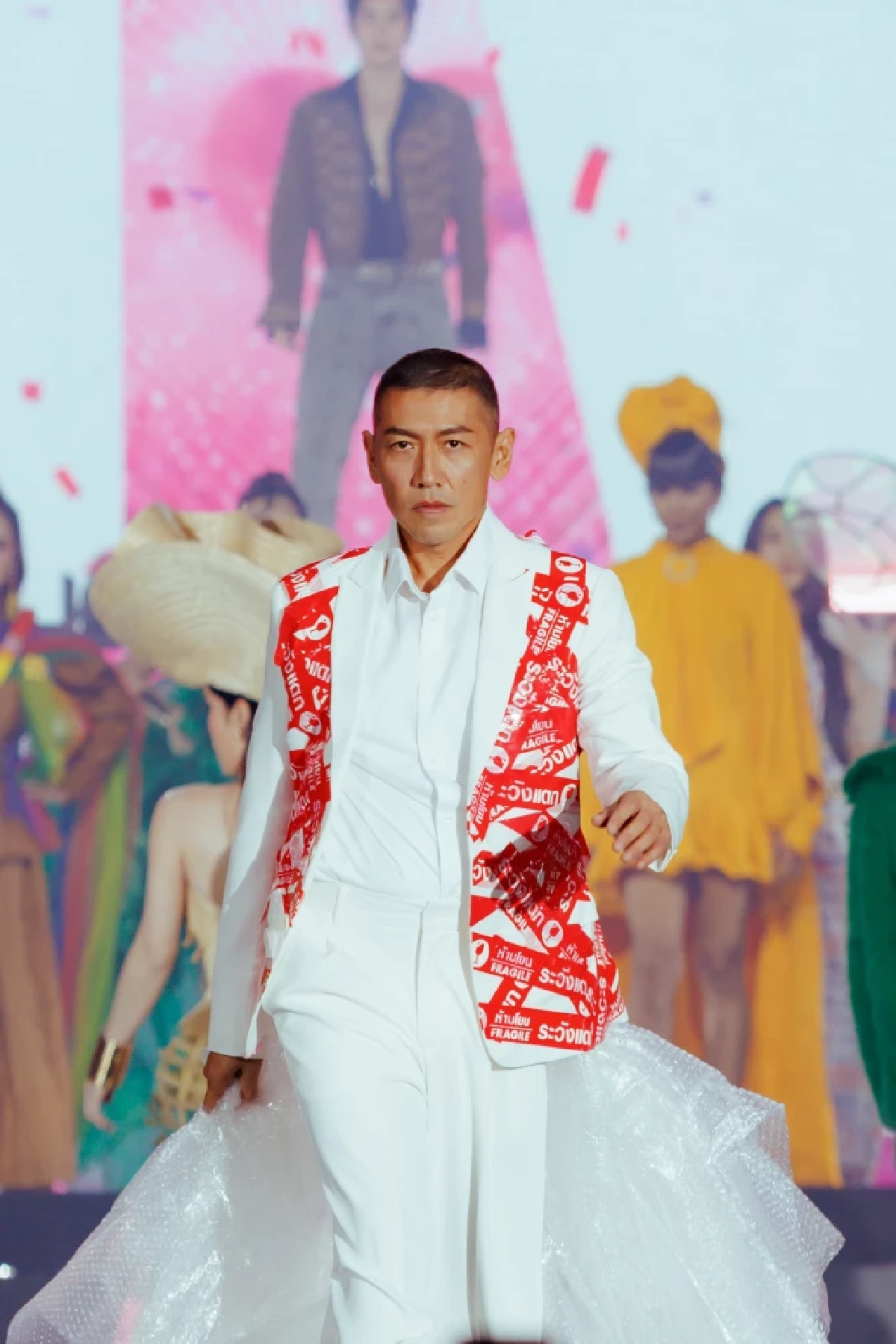 'เทยแฟร์ พวกแกเป็นไงมั่ง' FC แน่นฮอลล์ ประมวลภาพ ซึ้งทุกโมเมนต์