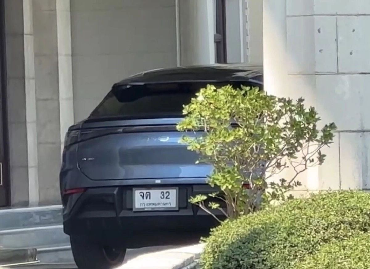 ส่องทะเบียนรถใหม่ "อนุทิน" หลังเปลี่ยนป้ายแดงเป็นป้ายขาว คอหวยลุ้นรวยงวดนี้