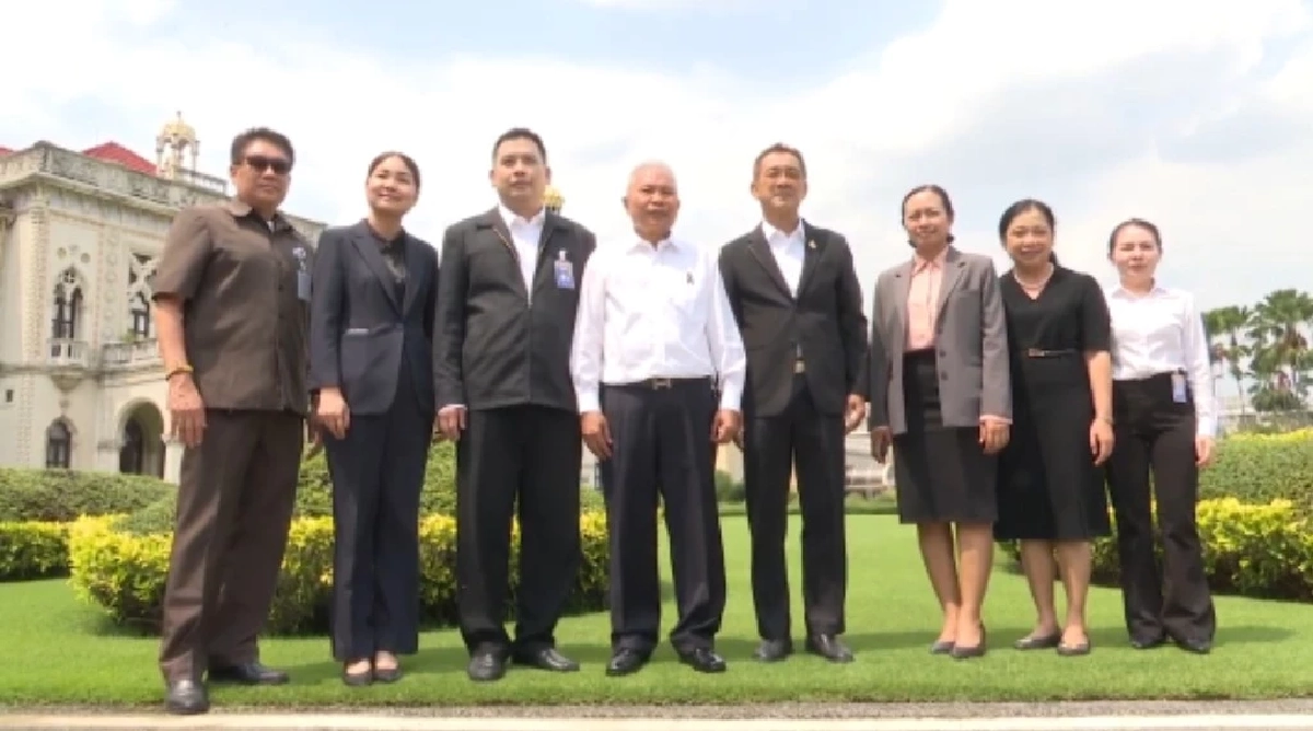 "โสภณ ซารัมย์" อำลาทำเนียบฯ เตรียมชิงเก้าอี้ประธานสภาฯ ลั่นทำงานจบสวย!