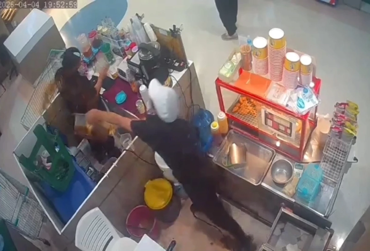 เปิดคำสารภาพ สาวสาดน้ำมัน ใส่เพื่อนร่วมงาน อ้างบันดาลโทสะ