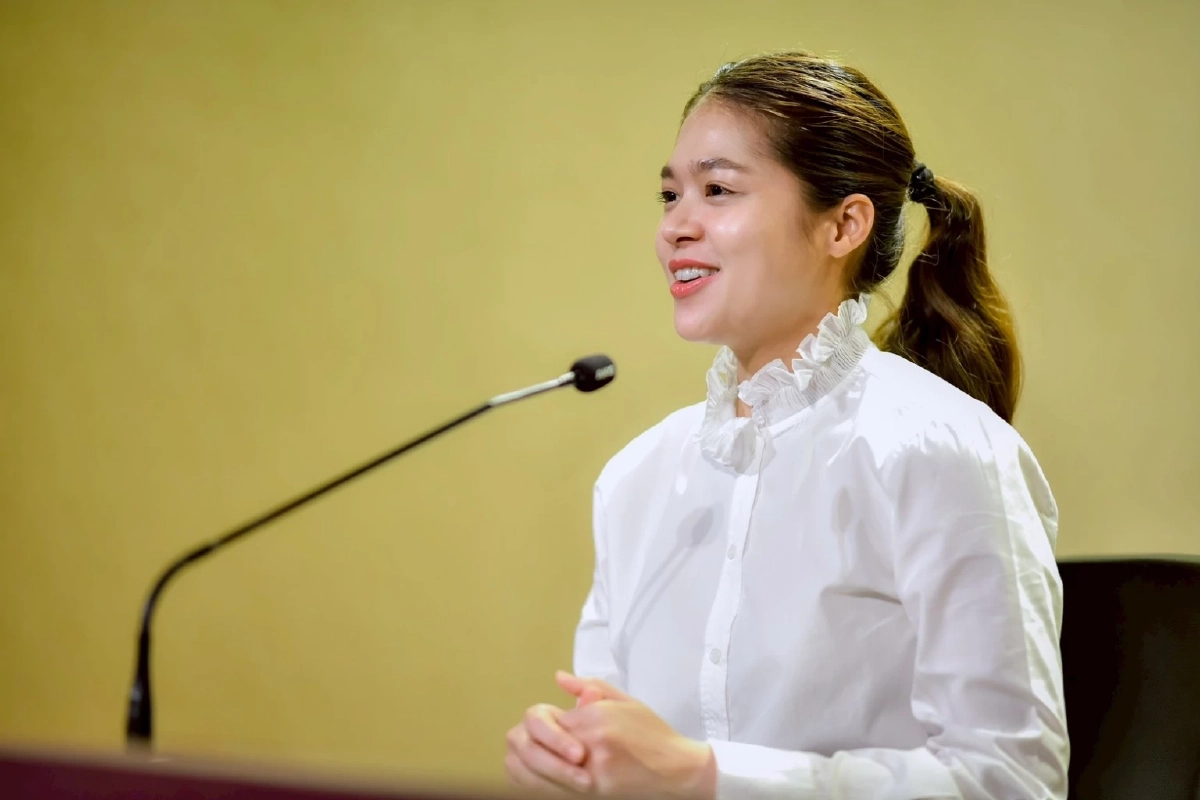 เปิดประวัติ ทำความรู้จัก "พลอยทะเล ลักษมีแสงจันทร์" นั่งรองโฆษกรัฐบาล