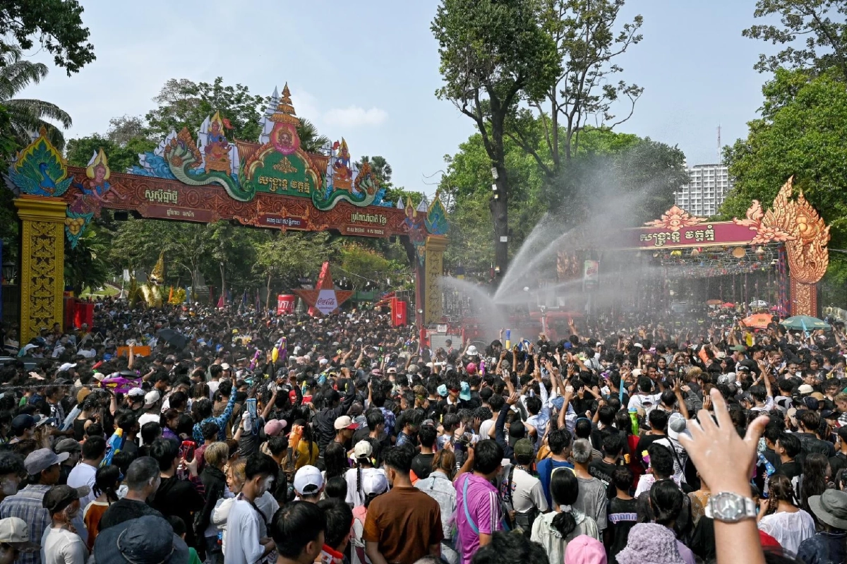 "เขมร" งัดมุกเคลม! ขูดกำแพงเจอคำว่า "สงกรานต์" เมินยูเนสโกรับรองไทยเป็นมรดกโลก