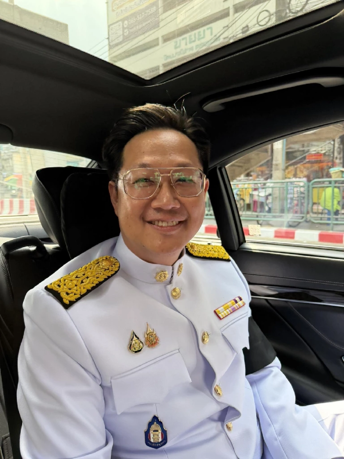 รู้จัก "คริส โปตระนันทน์" สส.พรรคเศรษฐกิจ หวิดวางมวย "ปกรณ์วุฒิ"