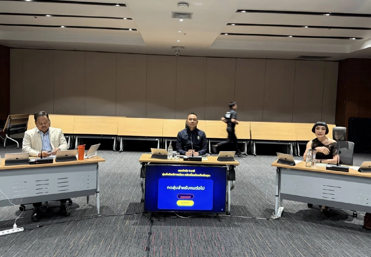 ดราม่า "ม้า อรนภา" คัดเลือกผู้เข้าเรียน นักการเมืองรุ่นใหม่ เลขาพระปกเกล้า ชี้แจงแล้ว