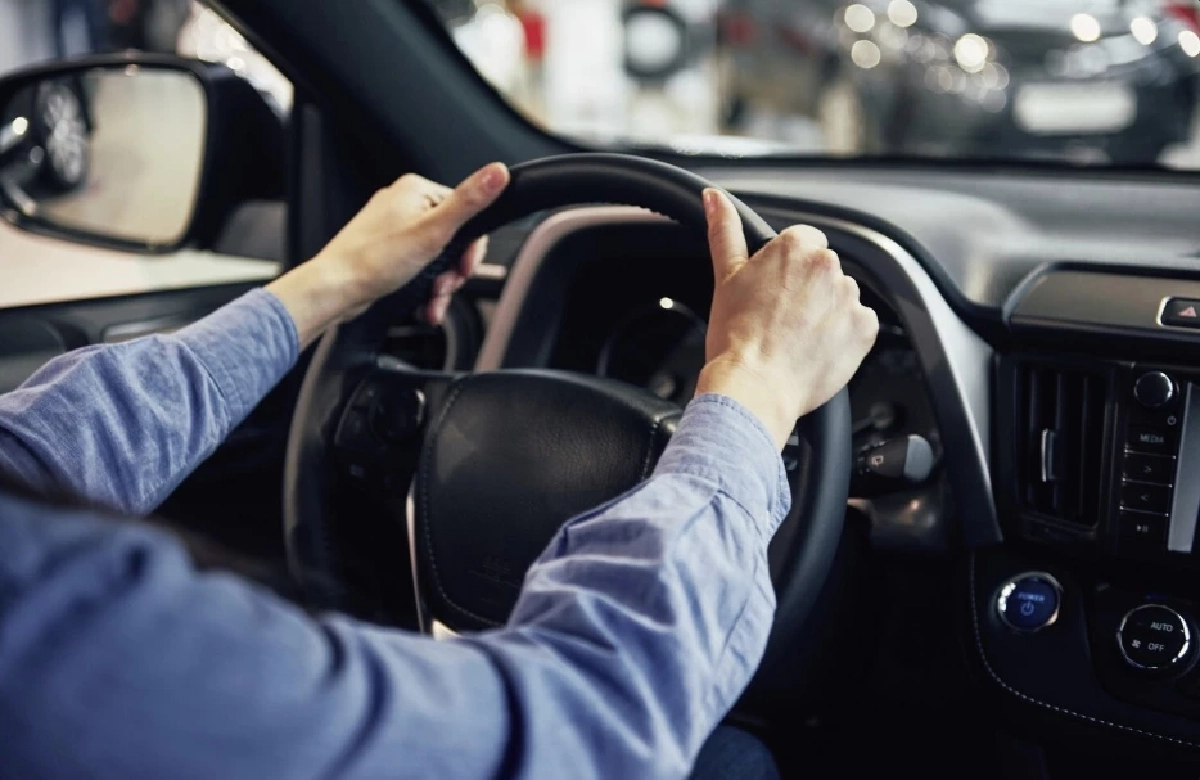 “นิด้าโพล” เผยผลสำรวจ 10 ข้อหาจราจร "เมาแล้วขับ-ขับขี่ประมาท-ไม่คาดเข็มขัด" โทษเหมาะสมแล้ว