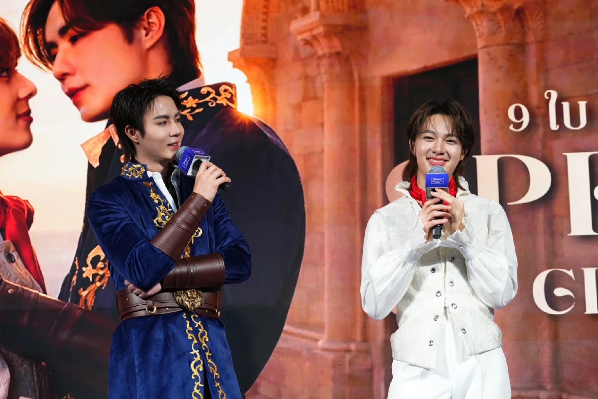 'ซี–นุนิว' แปลงโฉมอัศวิน–เจ้าชาย เสิร์ฟโมเมนต์หวานสะกดแฟนด้อม