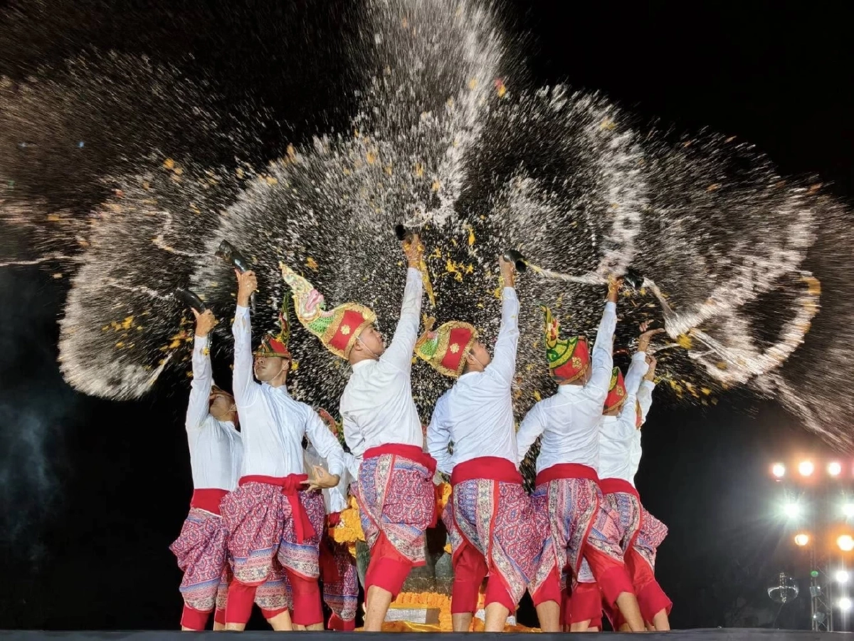 ศรัทธาล้นเมือง! 'แห่นางดาน เมืองนครศรีฯ' มหาสงกรานต์ หนึ่งเดียวในไทย