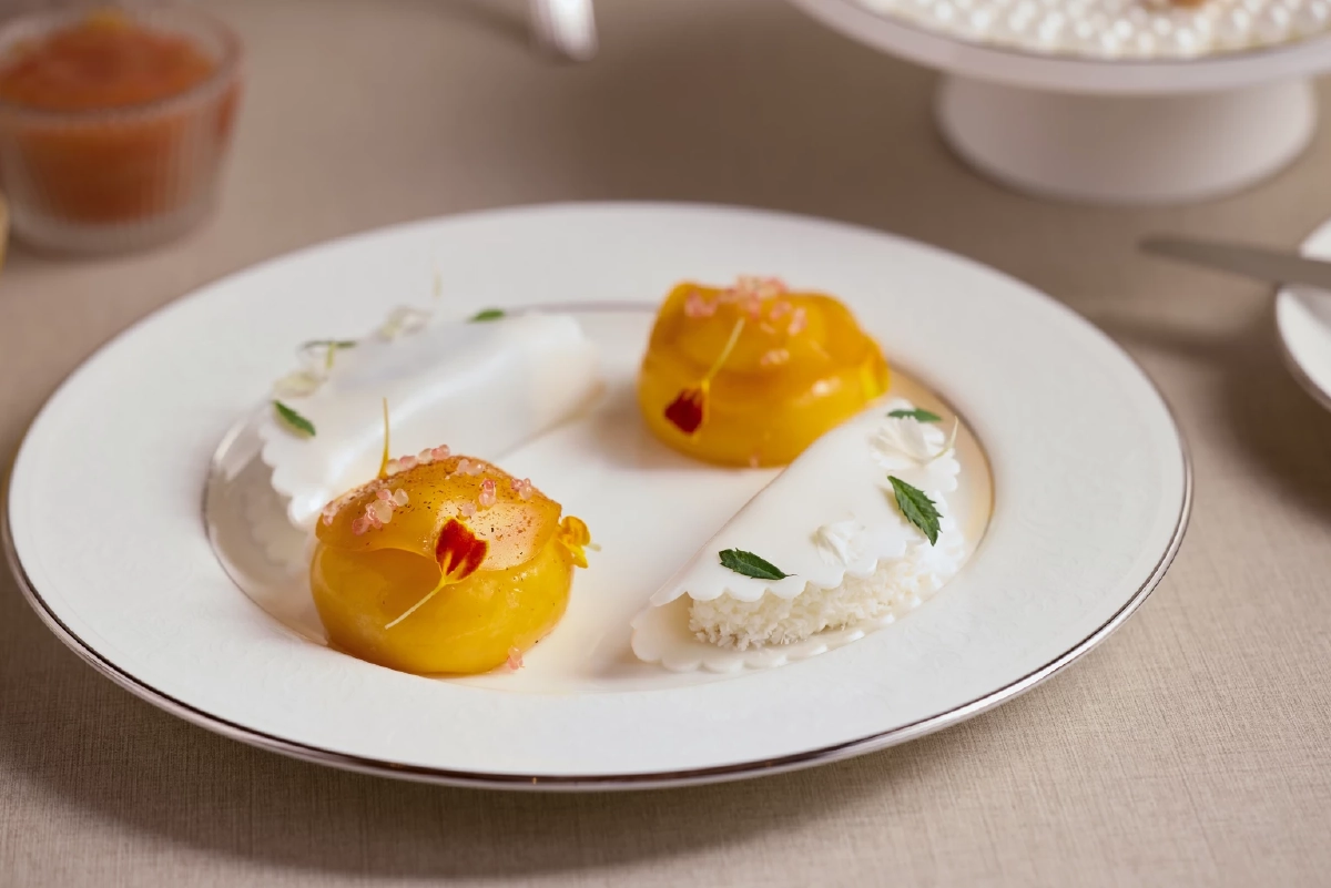 ยกจริตฝรั่งเศสมาไว้ริมน้ำเจ้าพระยา เปิดลิสต์ Afternoon Tea สุดพรีเมียมจากเชฟระดับโลก