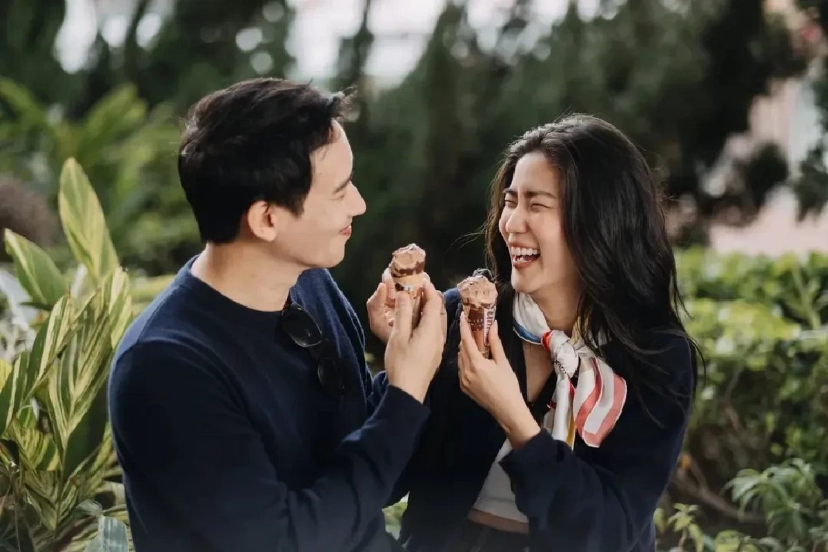 “ก้อย อรัชพร” เปิดใจเล่าเส้นทางรัก “ทิม พิธา” เคลียร์ปมเพื่อนจับจิ้น "ท็อป ทศพล"