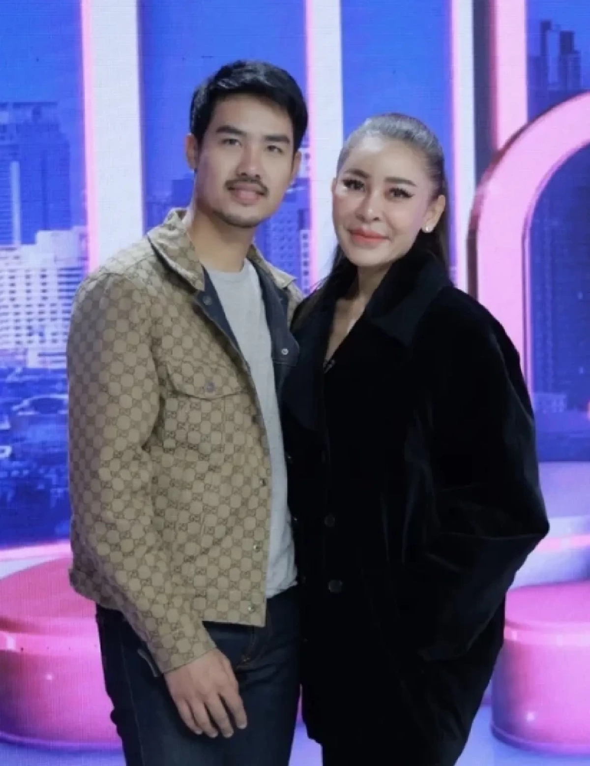 จบยาก! ‘เป็กกี้’ ฟาดกลับอดีตสามี หลังนัดไกล่เกลี่ยแบ่งสมบัติไม่ลงตัว