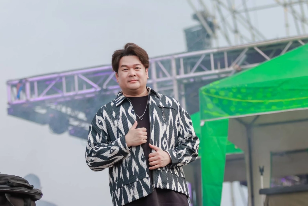 ฮือฮาหนัก! "วิน เวคิน" สลัดคราบนักร้อง ไปเป็นหนุ่มบาร์โฮส