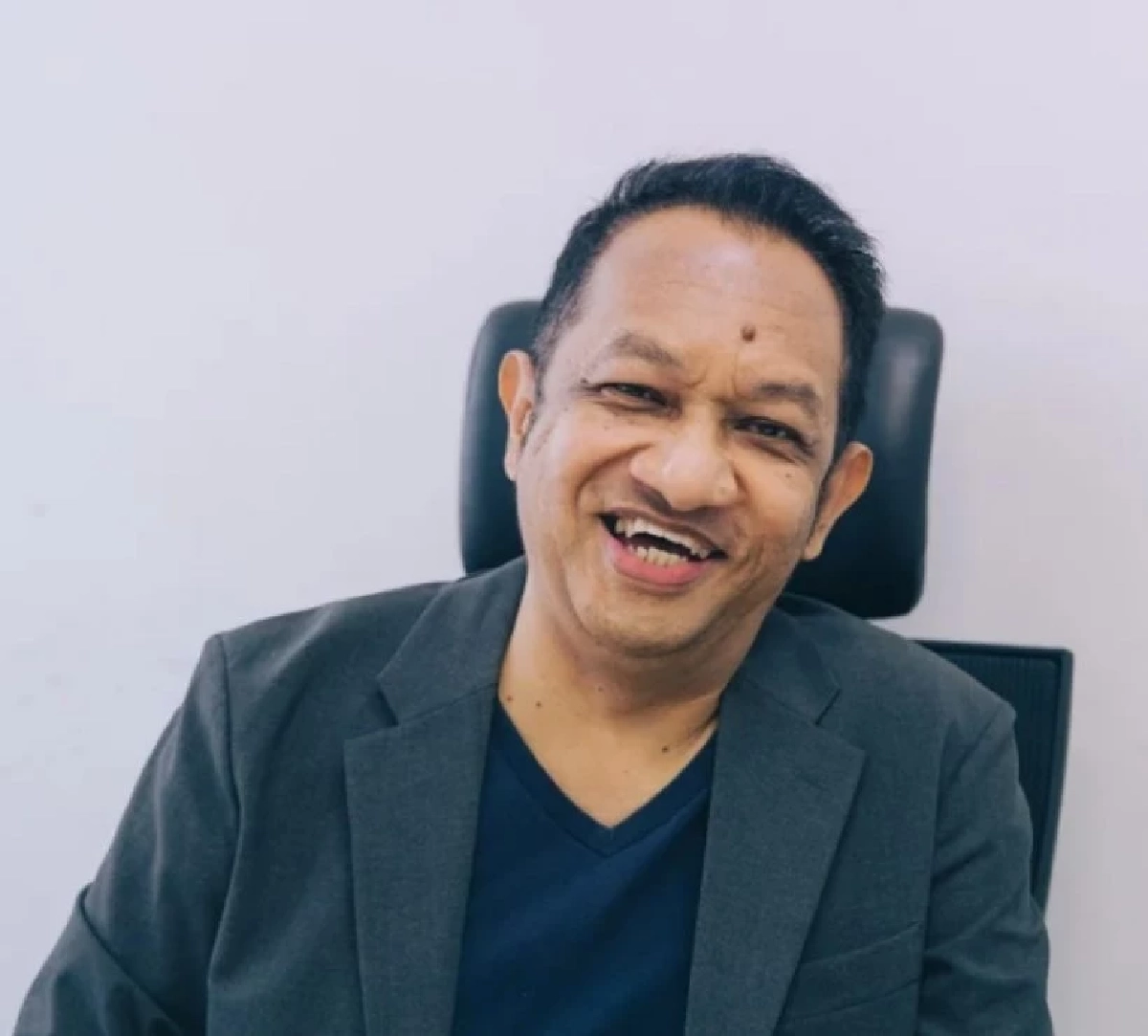 ใจหาย 'หนุ่ย เอกราช' เปิดเหตุ ลาช่อง 3 ปิดตำนาน 20 ปี แฟนข่าวช็อก