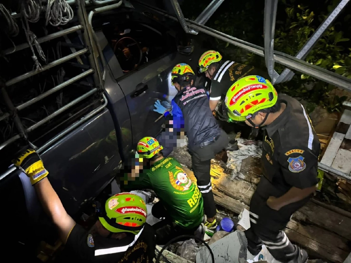 หนุ่มลืมถอนเกียร์ ปล่อยเบรกปุ๊บ รถพุ่งชนน้าวัย 70 ดับต่อหน้าญาติ