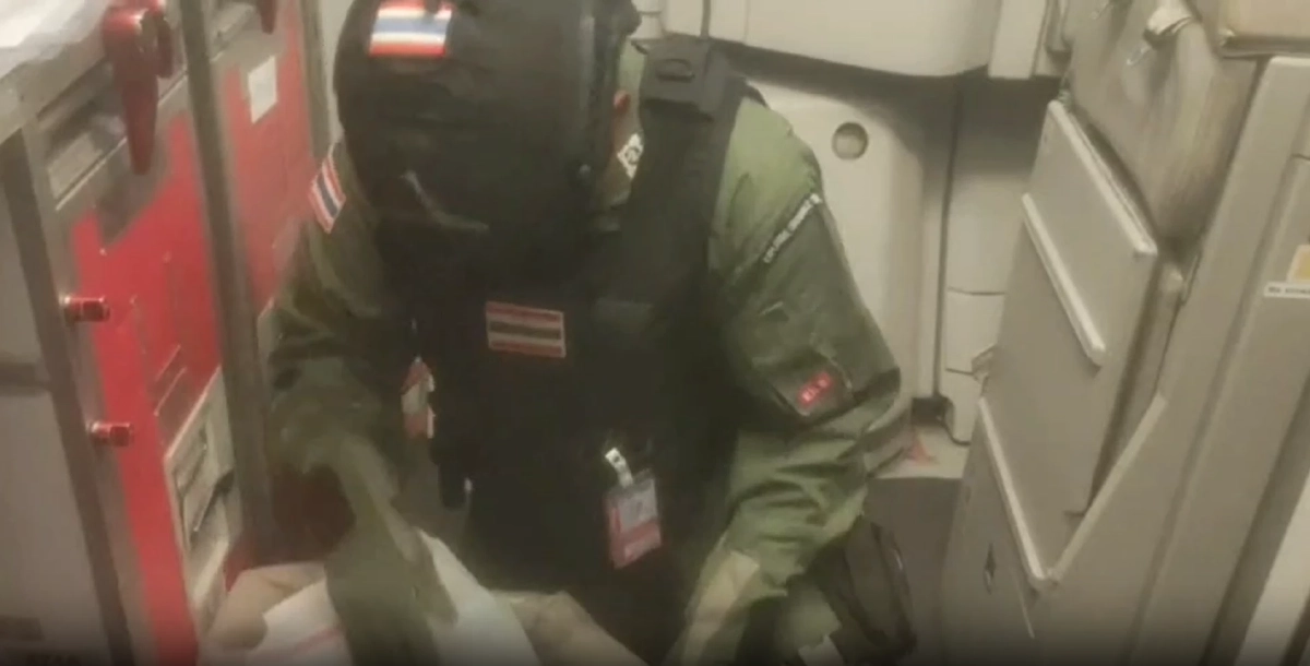 แตกตื่นทั้งลำ ผัวเมียพลั้งพูด “ระวังระเบิด” ป่วนสนามบินกระบี่ EOD ค้นเครียด 5 ชม.