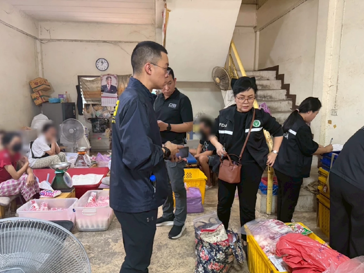 CIB ทลายโรงงาน “ผงชูรสปลอม” กลางกรุง ลอบส่งขายข้ามจังหวัด กระจายตามตลาดดัง