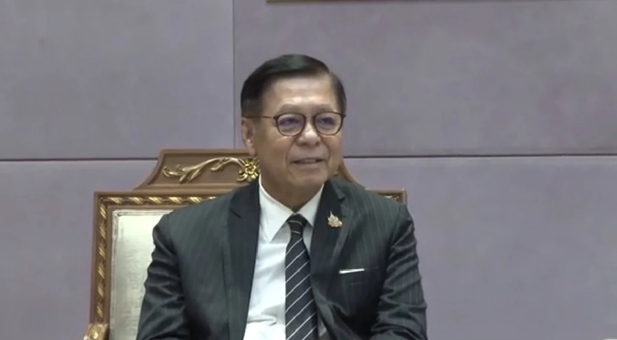 “สีหศักดิ์” พบ กห.โอมาน วอนประสาน "อิหร่าน“ ขอเรือไทยผ่านฮอร์มุซ