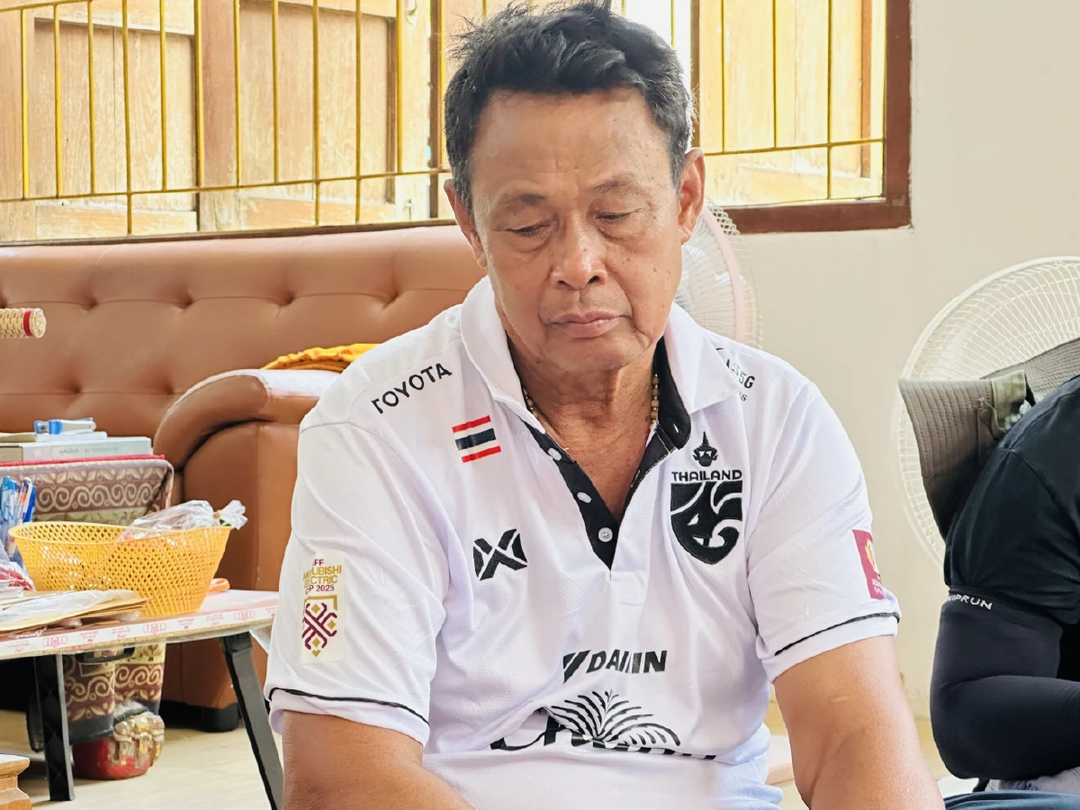 ไวยาวัจกร วัดสนามไชย หลั่งน้ำตา วอน "พระครูปลัดสมบัติ" กลับวัด