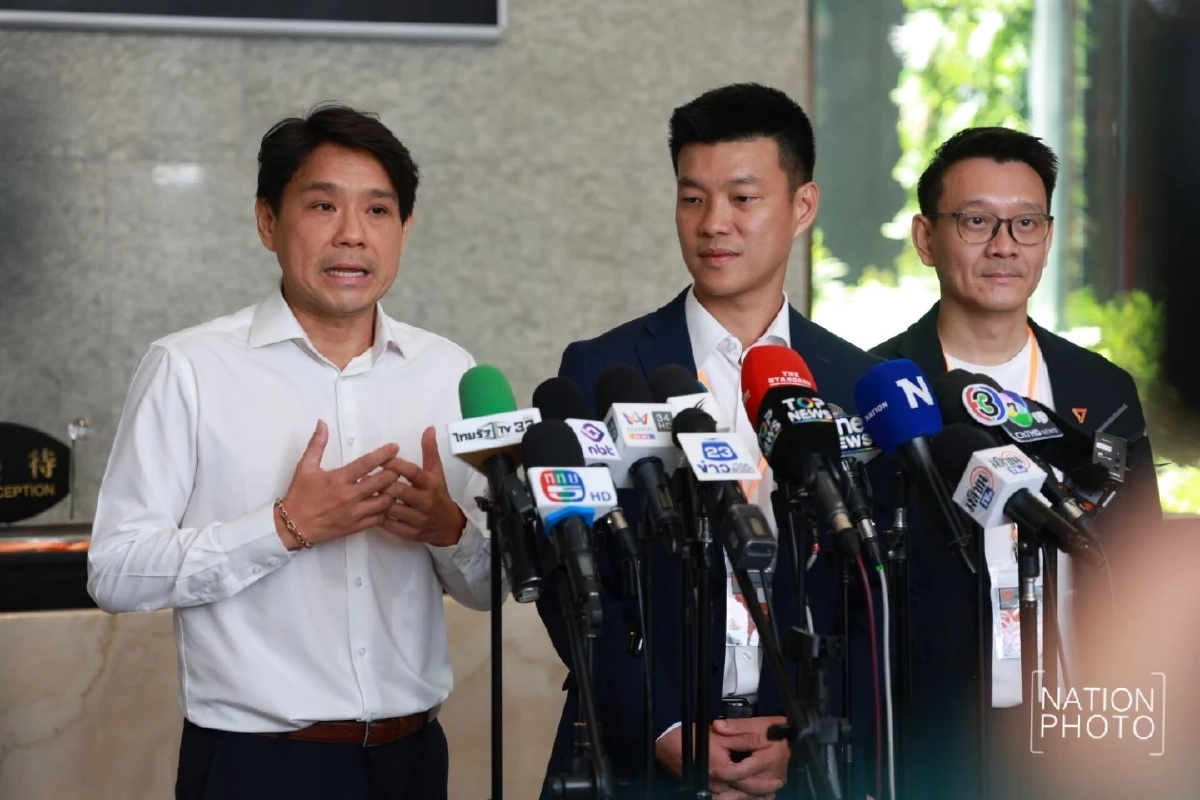 พรรคประชาชน ปรับทัพ ดัน "พิจารณ์" นั่งเลขาฯ "ลิซ่า ภคมน" โฆษกฯ