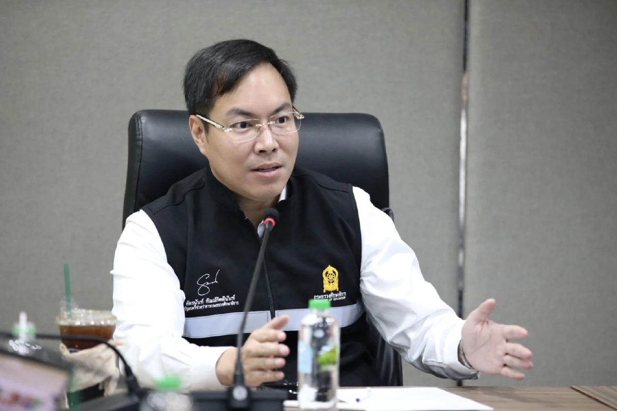 "รมช.อัครนันท์" บุก กทม. จ่อปั้นโมเดล "ฟองดูว์ ศธ." แจ้งเหตุตรงถึงรัฐมนตรี